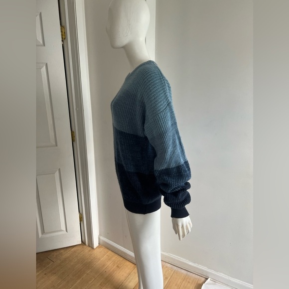 Reformation Women's Colorblock Oversized Striped Sweater Crew Neck Blue Sz XS/S - Picture 2 of 7